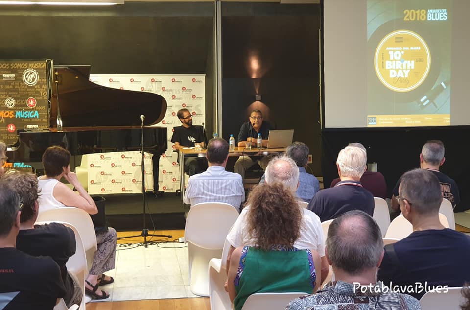 Fotos Anuari 10 Anys AIE 8