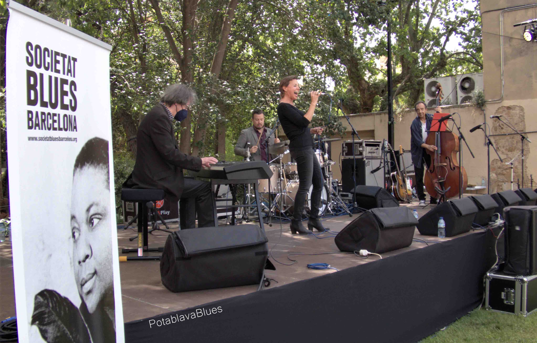 TXELL & AUGUST QUARTET
