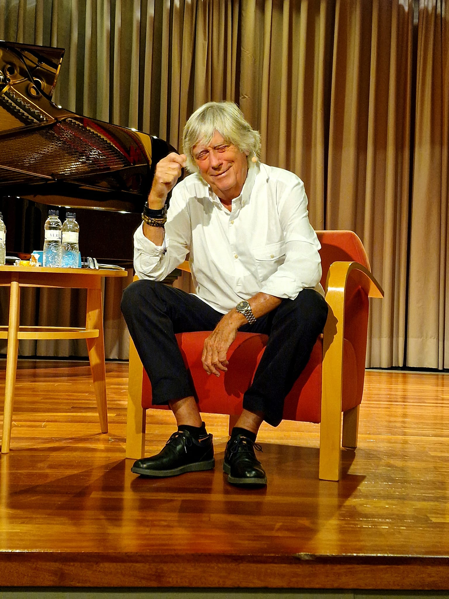 Mike Vernon 3 by Salva Martínez