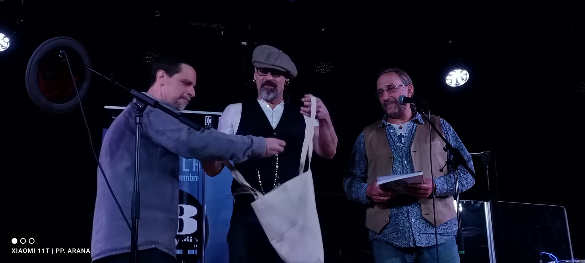 Jordi Prat llibre Vizcarra 4 amb Blas i Oscar per Pepe Arana