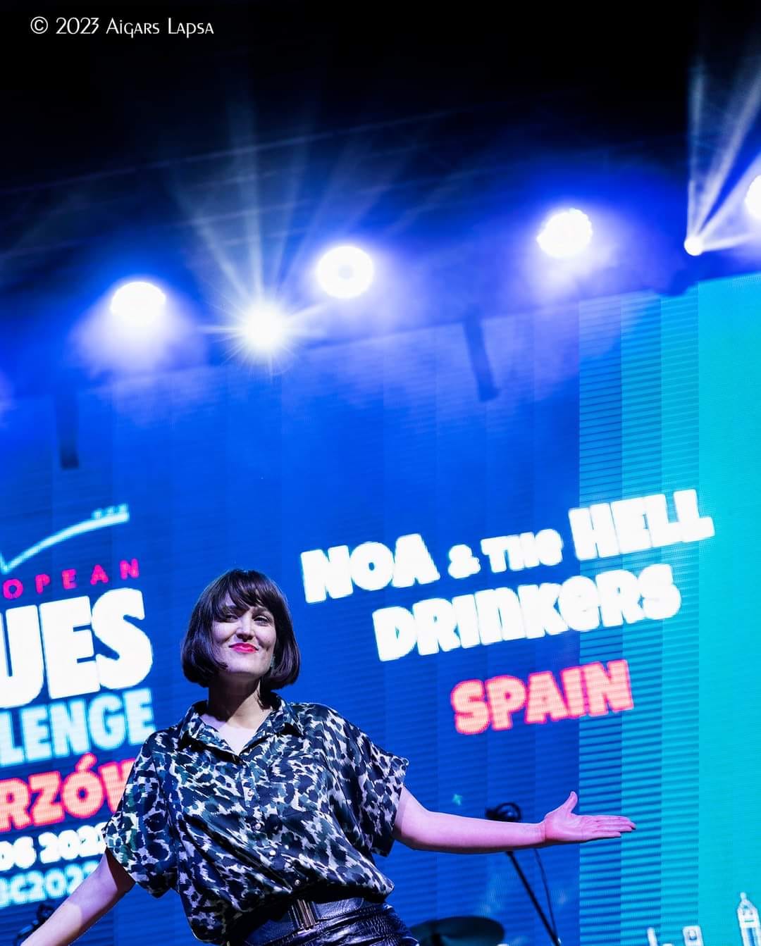 Noa & The Hell Drinkers 2 por Aigars Lapsa